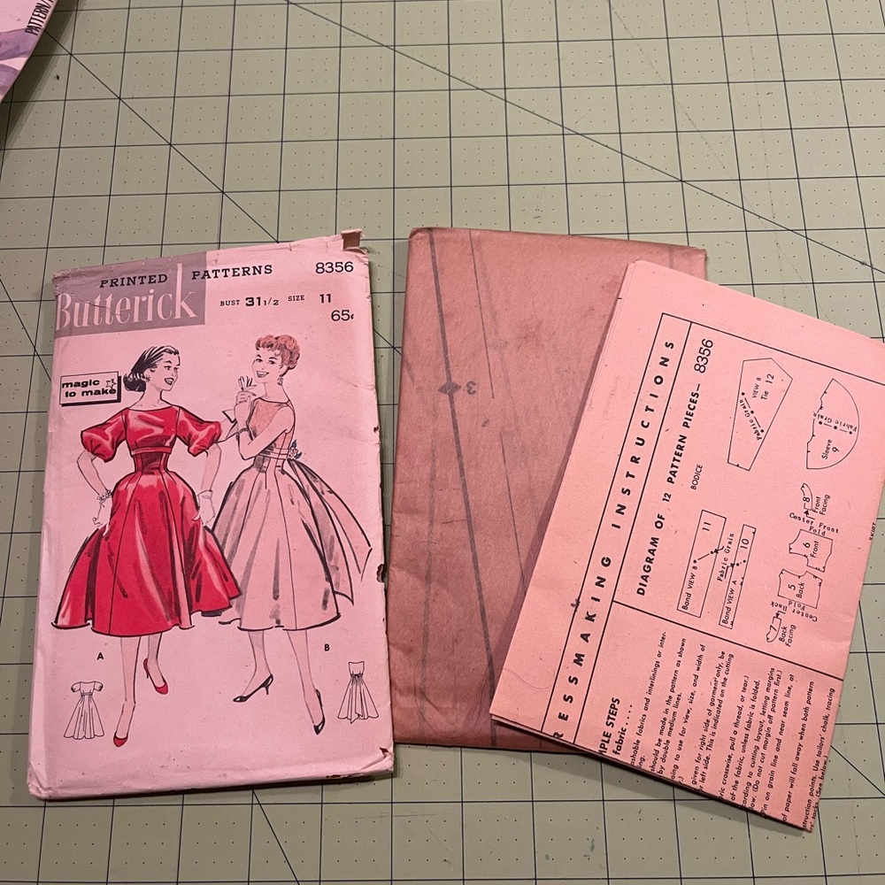 Butterick Vintage Sewing Pattern - Bust 31 1/2” - Picture 2 of 5
